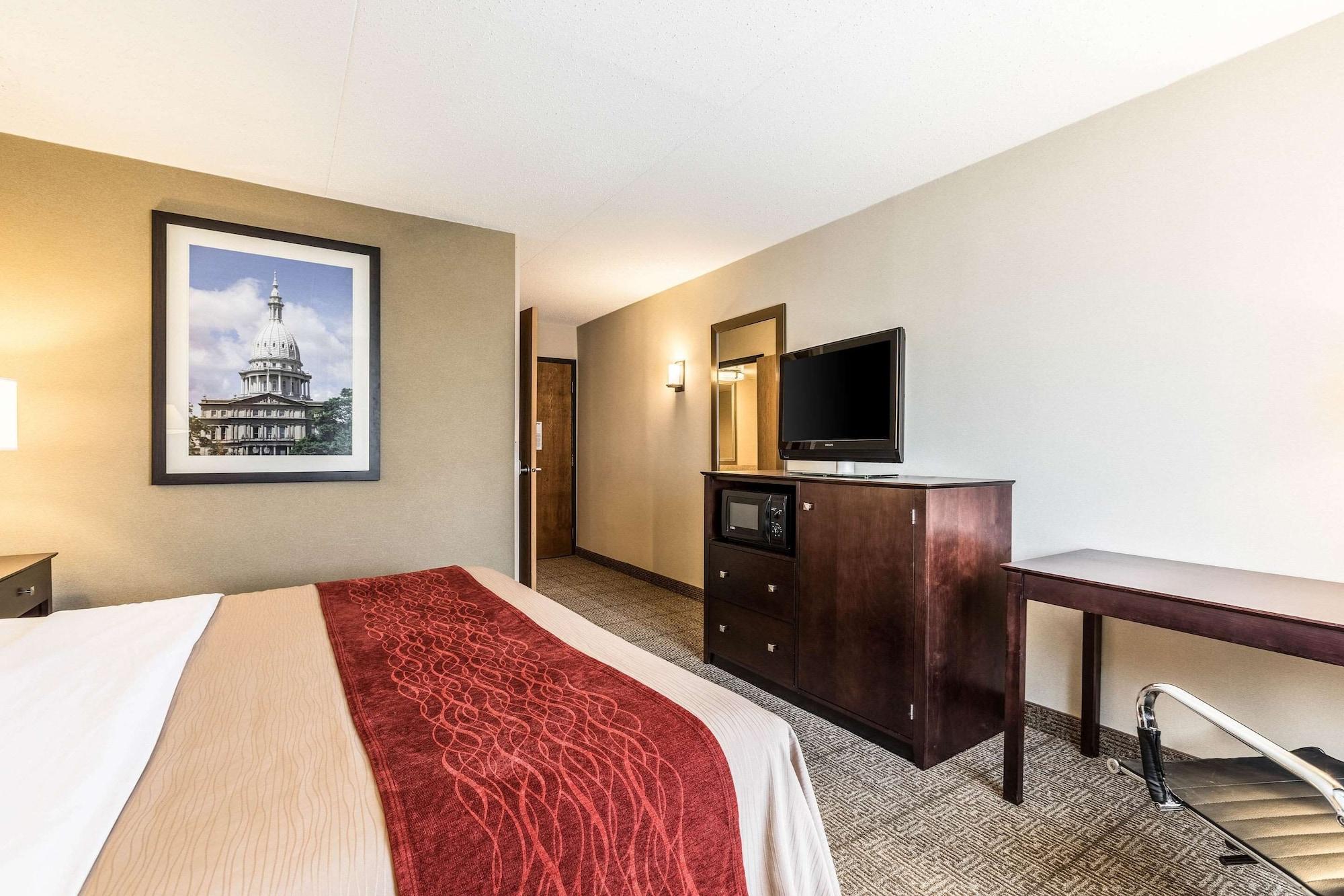 Comfort Inn Ленсинг Экстерьер фото